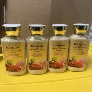 Bath & Body Works DAHLIA Body Lotion Daily Nourishing 8oz Lot Of‎ 4